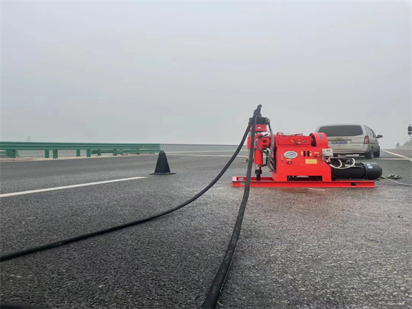 临澧马路路基路面开裂下沉注浆加固灌浆